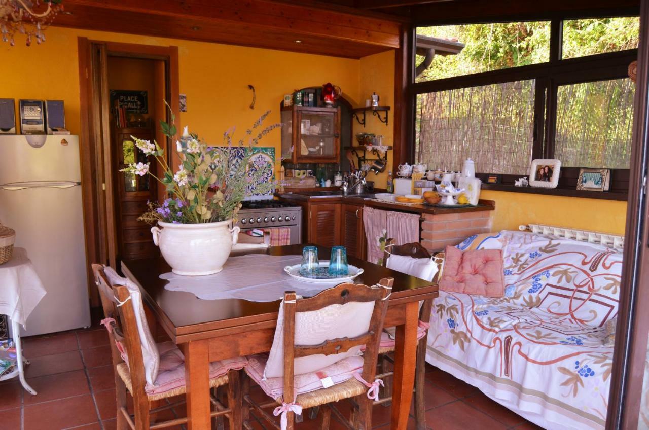 La Pineta Bed and Breakfast Pitelli Exteriör bild